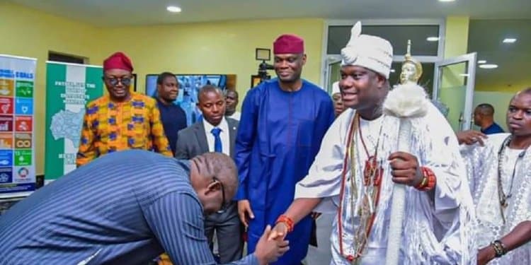 Ooni of Ife with Governor Kayyode Fayemi