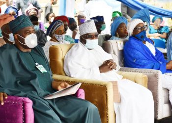 From left, Oyo State Governor, Engr Seyi Makinde; Are Musulumi of Yorubaland, Alhaji Dawud Akinola and wife of former governor of Oyo State, Mrs Mutiat Ladoja during the 8th day fidau prayer for Late Lere Adigun.