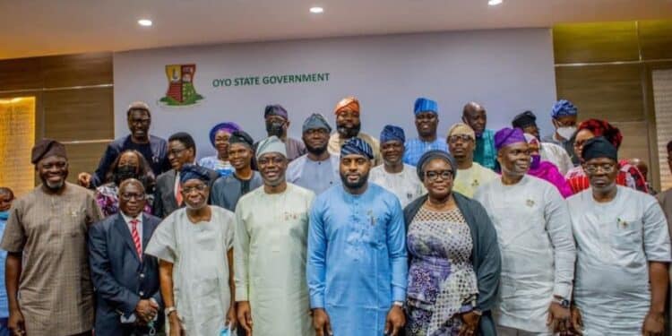 Makinde swears in commissioner, customary court