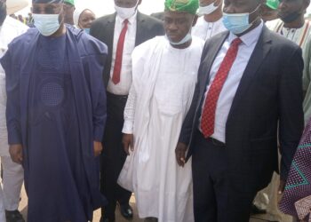 Gbolarumi welcomes Atiku Abubakar to Oyo State