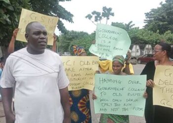 Parents Kicked Against Privatization of 93’ Years Old Government College Ibadan